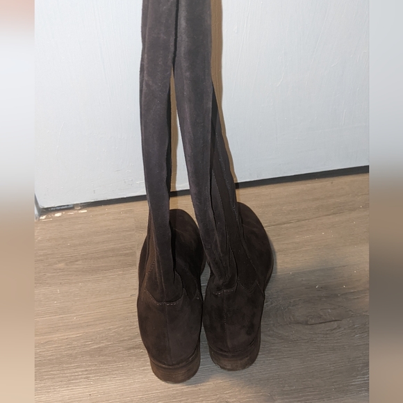 Cole haan suede boots size 8 - Picture 5 of 6